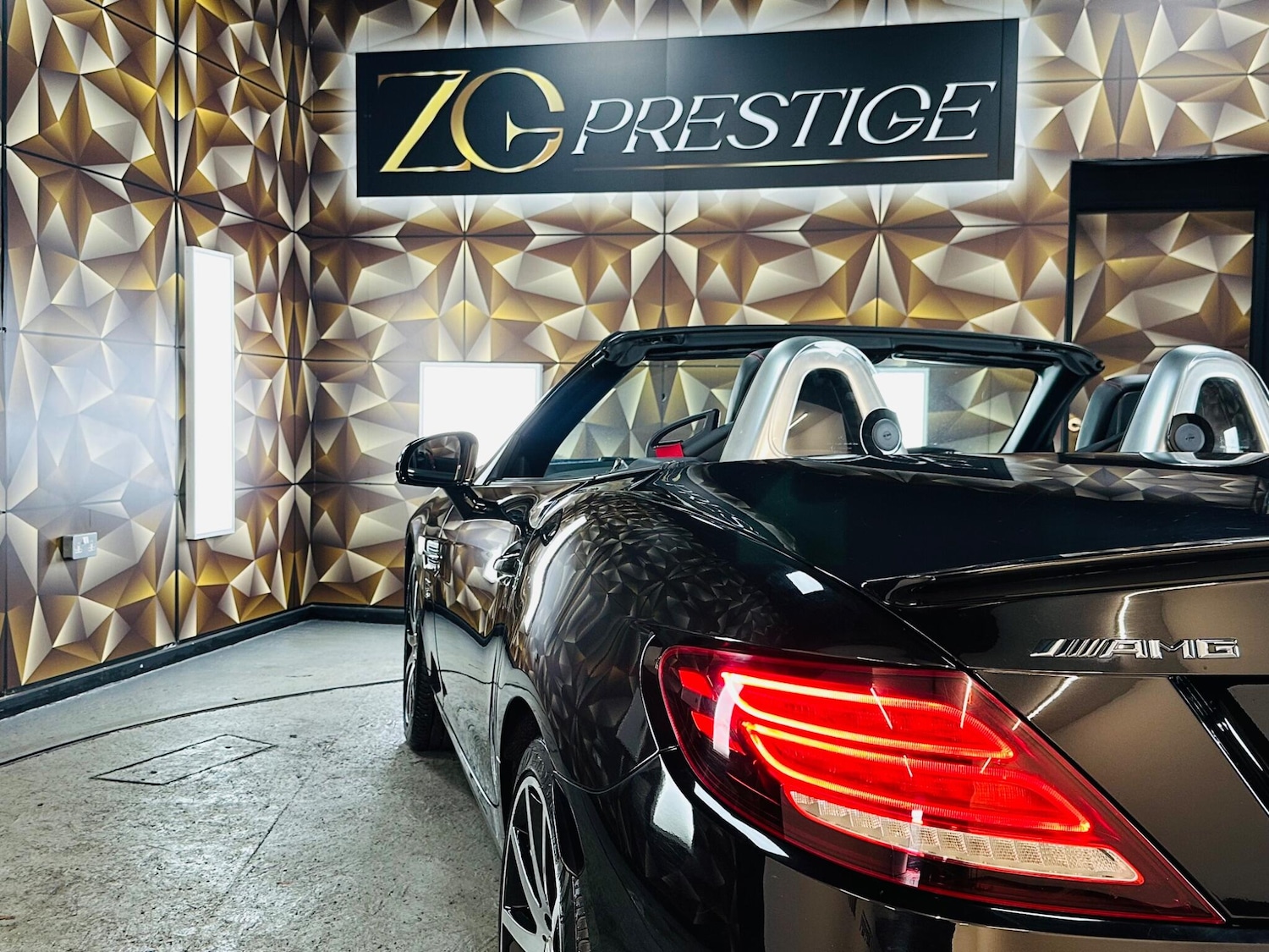 Used Mercedes-Benz SLC 2016 for sale - 76538814: Photo 35