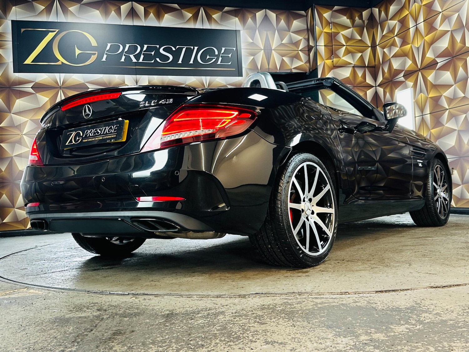 Used Mercedes-Benz SLC 2016 for sale - 76538814: Photo 43