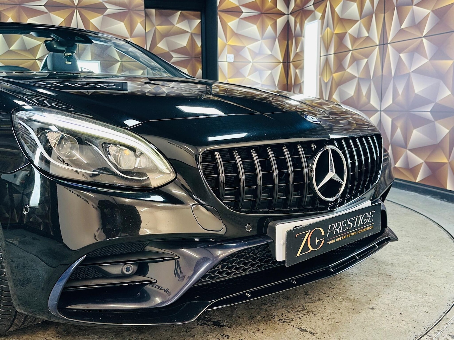 Used Mercedes-Benz SLC 2016 for sale - 76538814: Photo 45