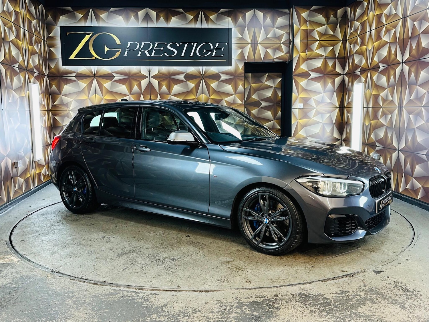 Used BMW 1 Series 2019 for sale - 76952430: Photo 1