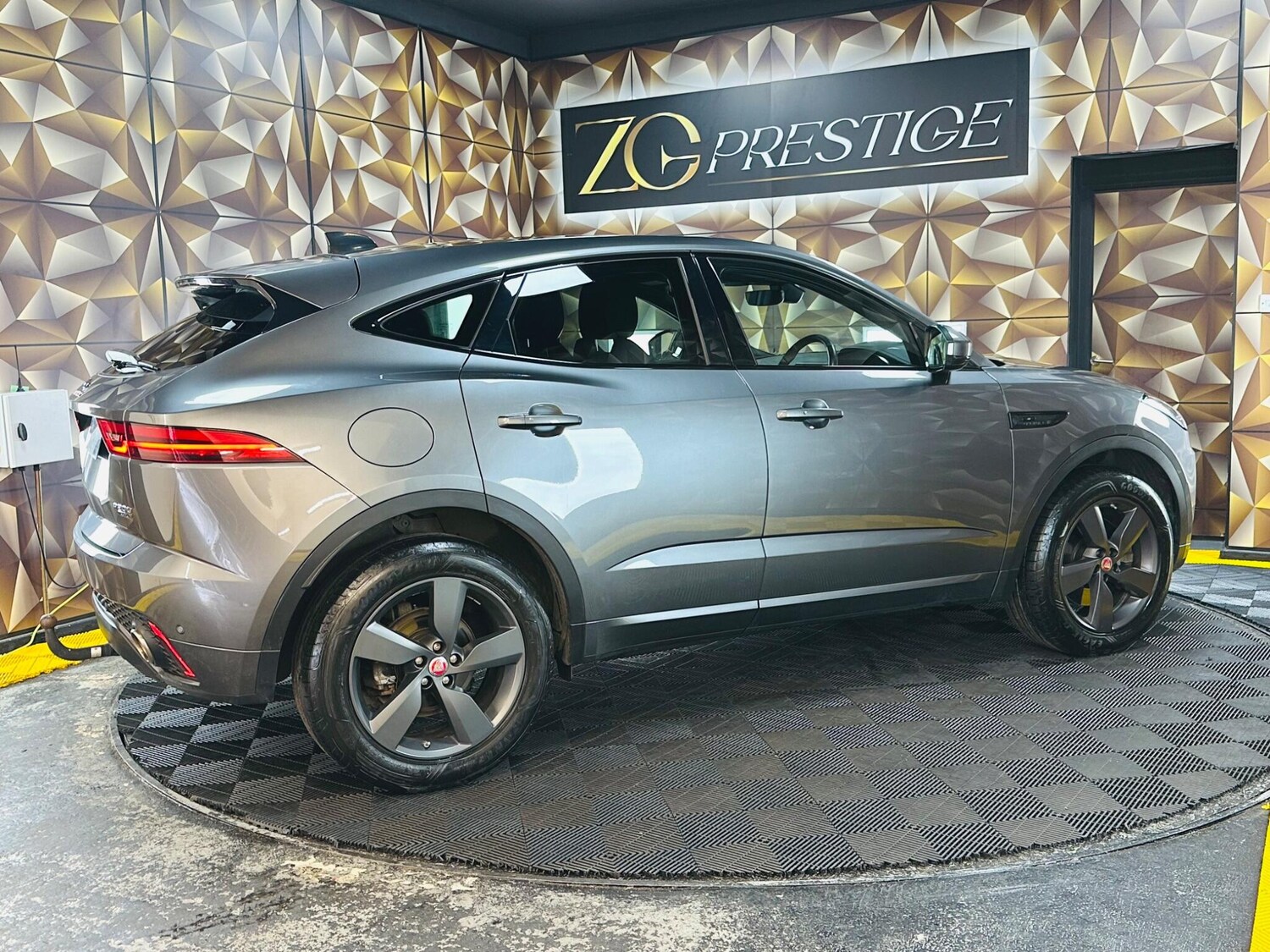 Used Jaguar E-Pace for sale - 77925835: Photo 39