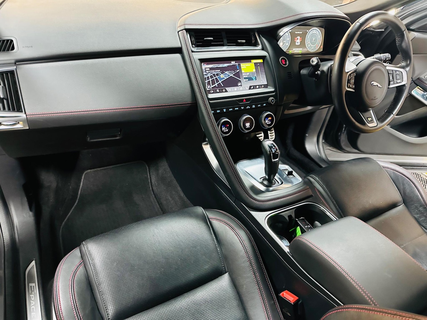 Used Jaguar E-Pace for sale - 77925835: Photo 4