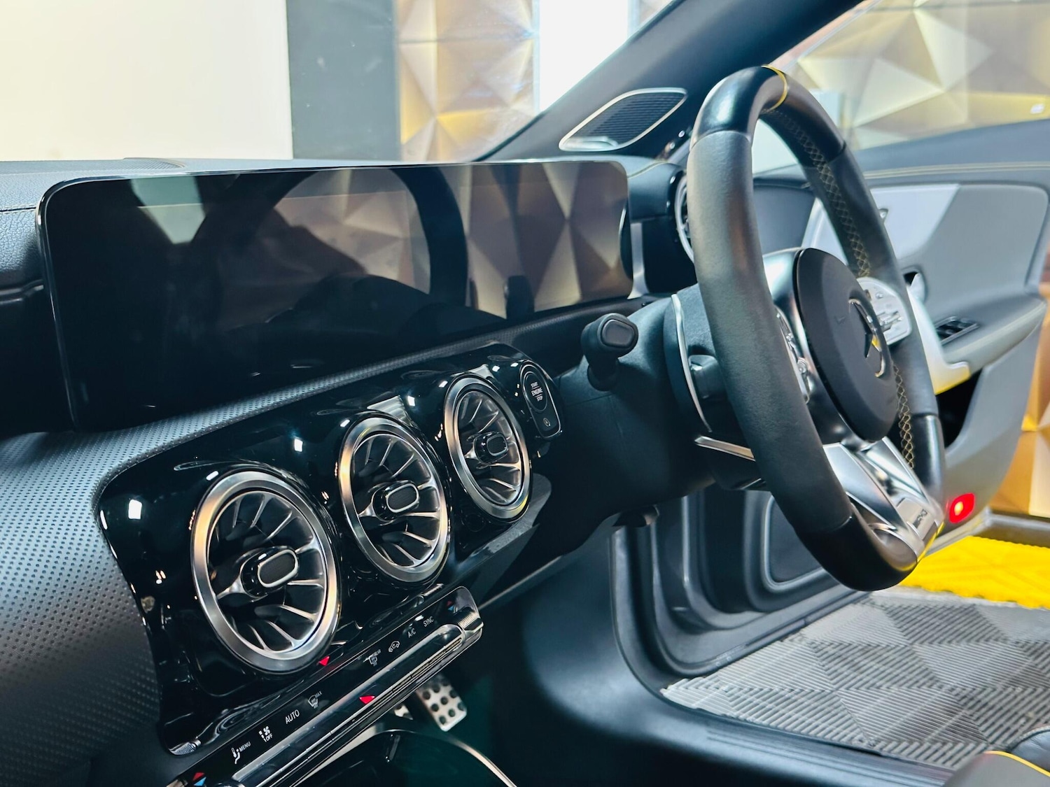 Used Mercedes-Benz CLA 2023 for sale - 78156734: Photo 10