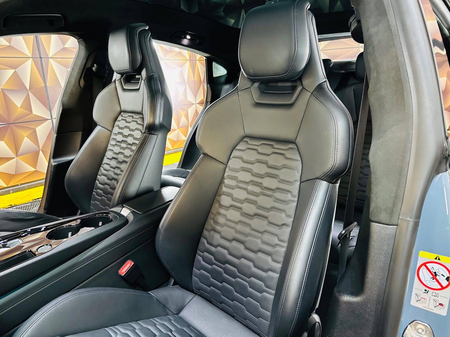 Used Audi e-tron GT 2022 for sale - 78006448: Photo 14