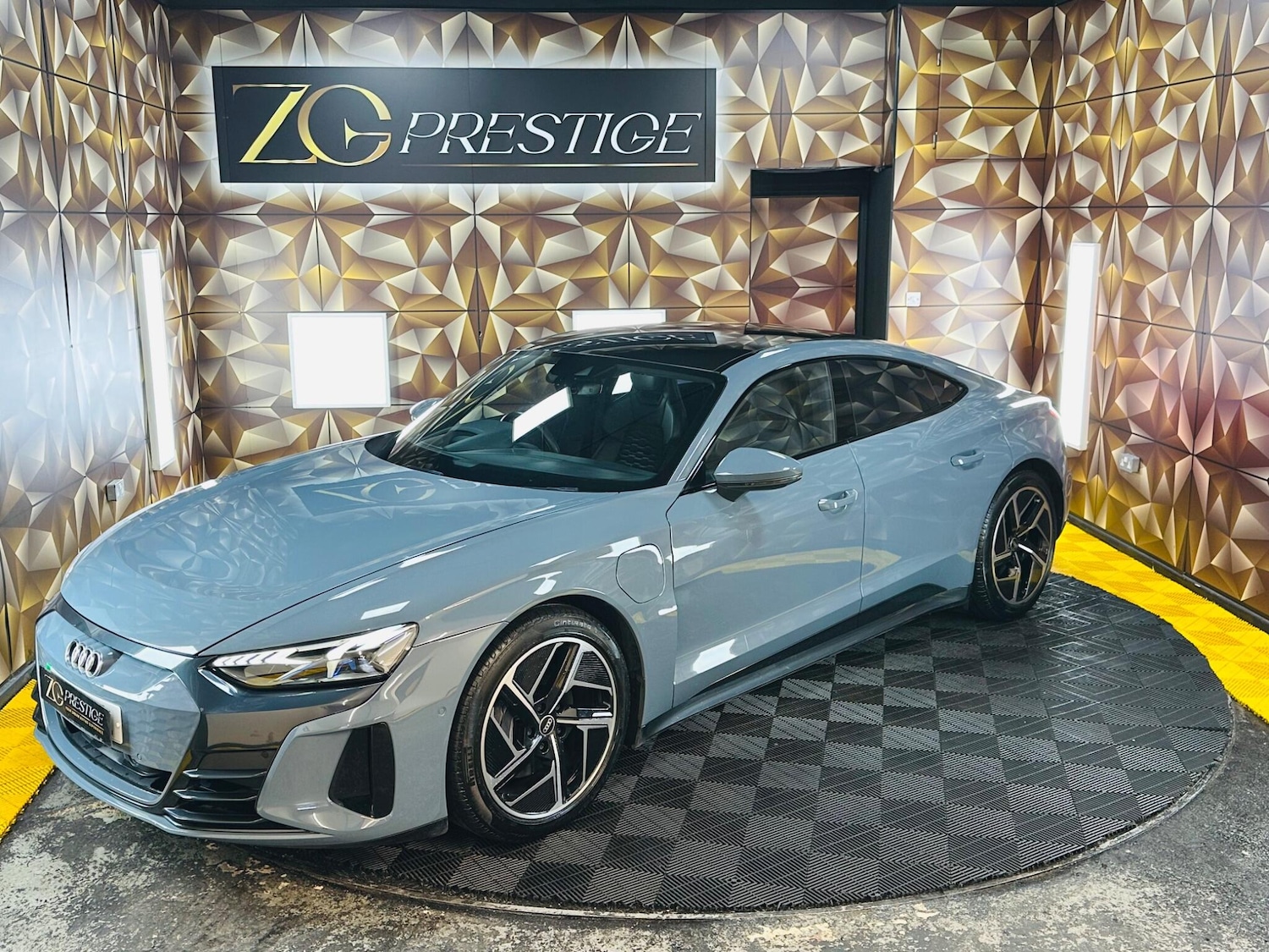 Used Audi e-tron GT 2022 for sale - 78006448: Photo 17