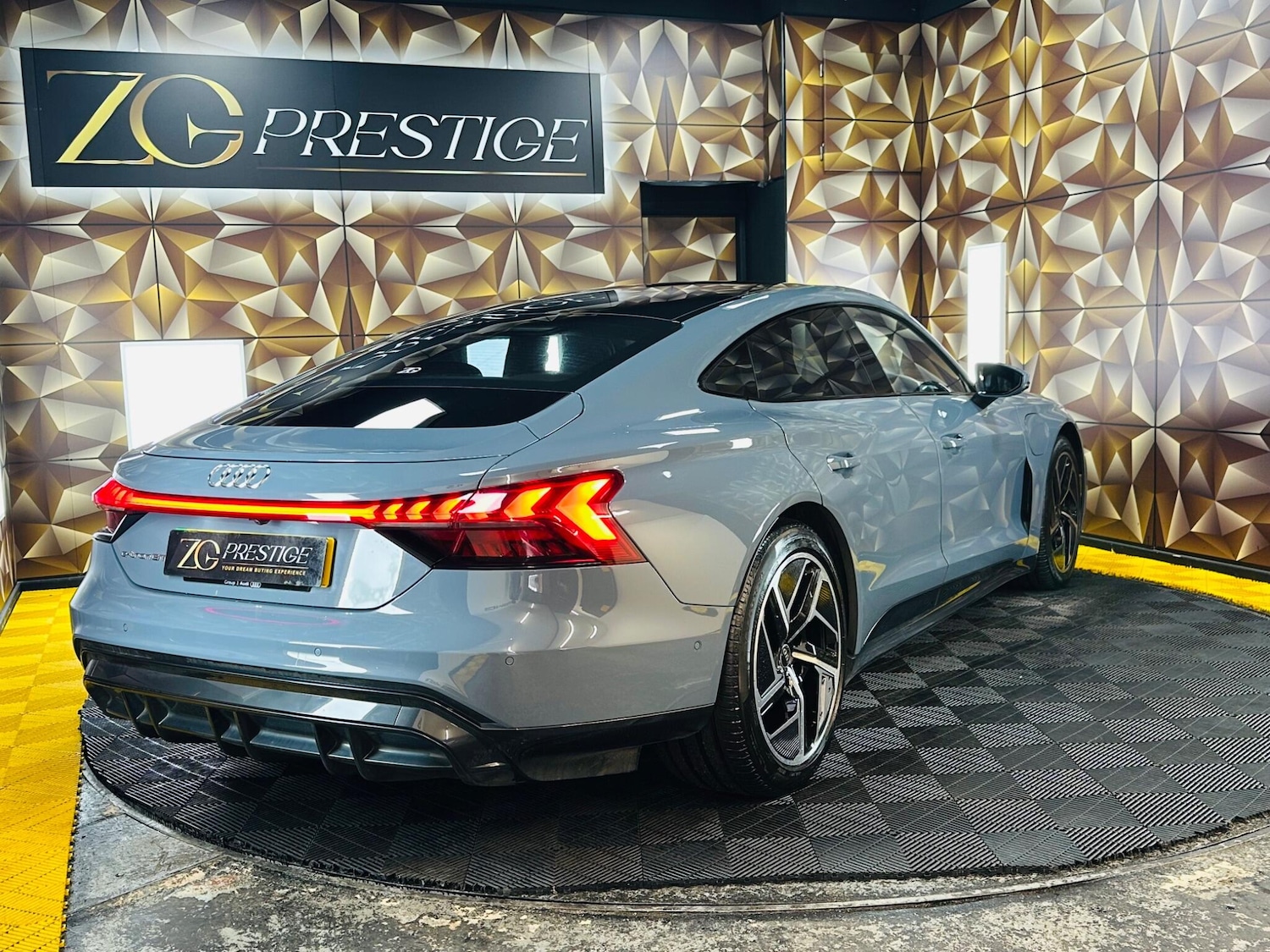 Used Audi e-tron GT 2022 for sale - 78006448: Photo 37