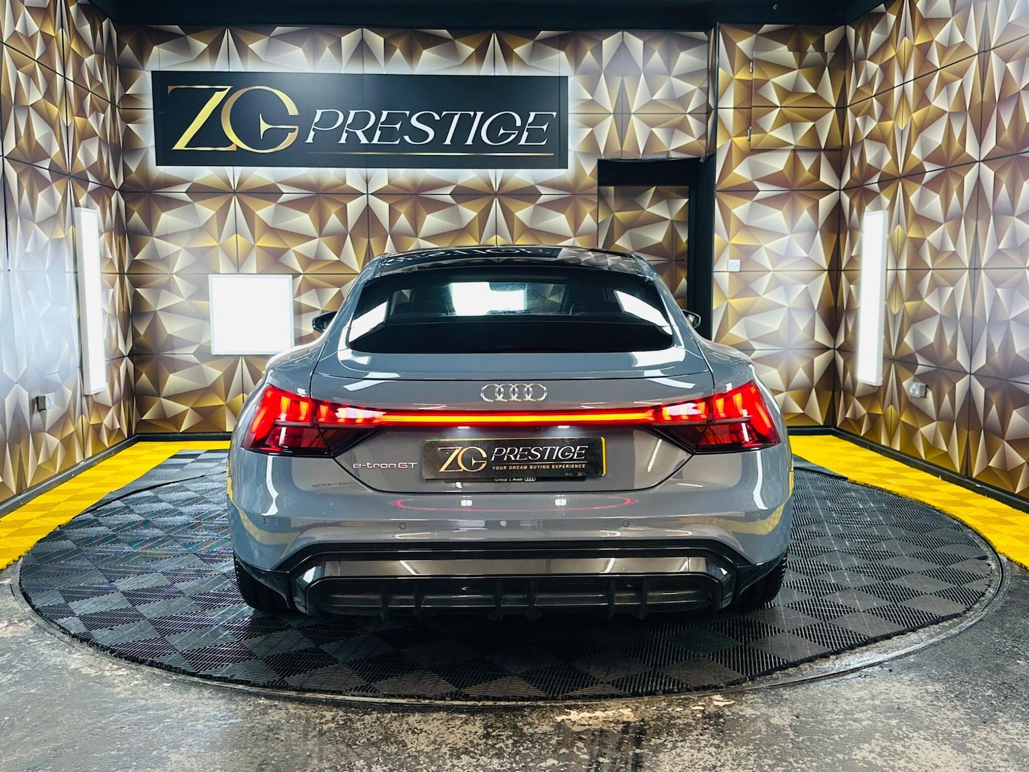 Used Audi e-tron GT 2022 for sale - 78006448: Photo 5