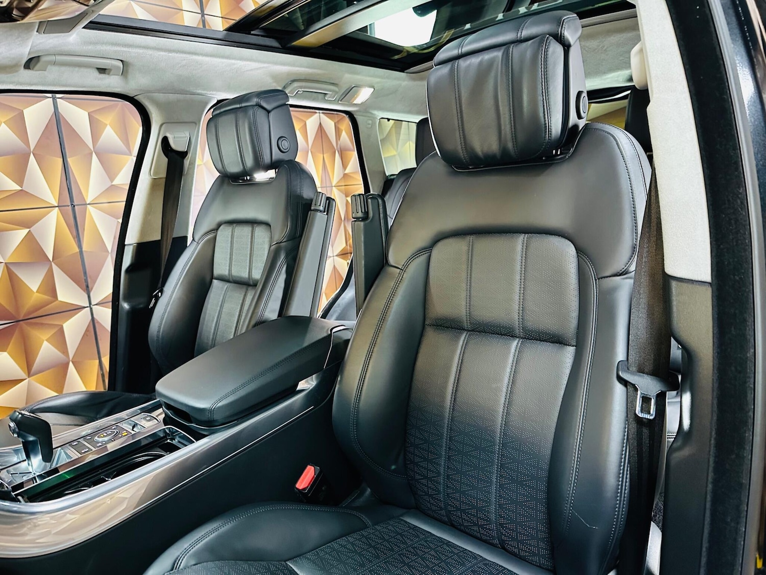 Used Land Rover Range Rover Sport 2020 for sale - 77440489: Photo 15