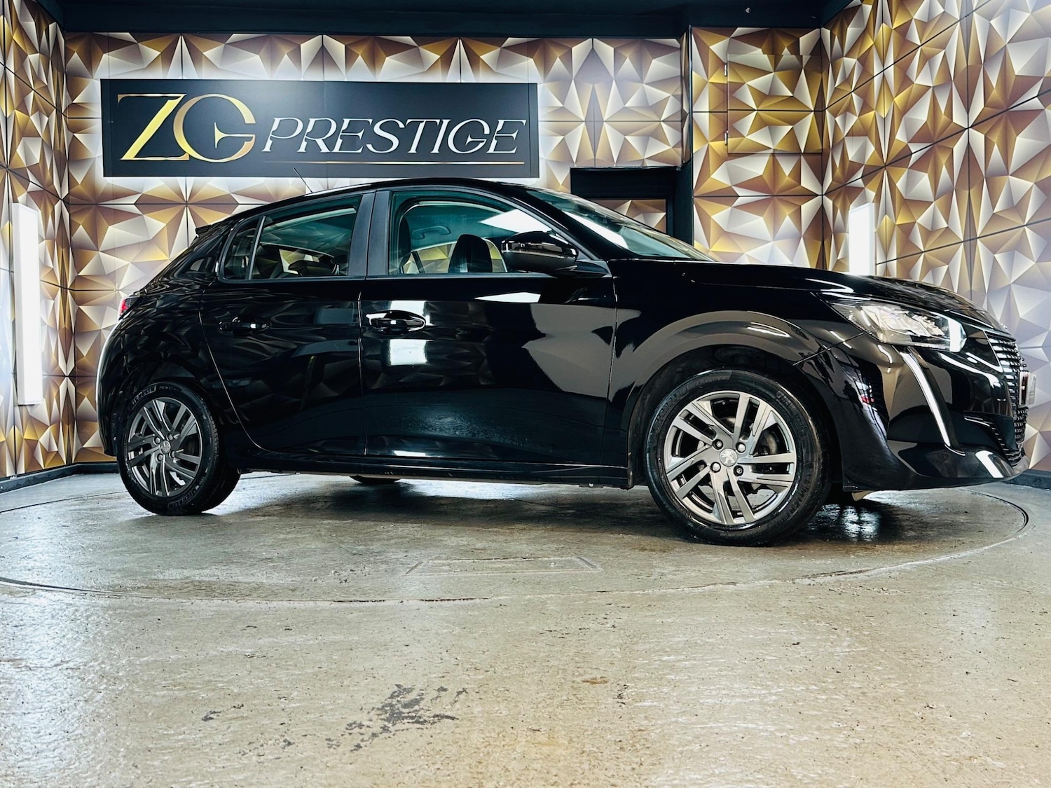 Used Peugeot 208 2022 for sale - 76539180: Photo 11