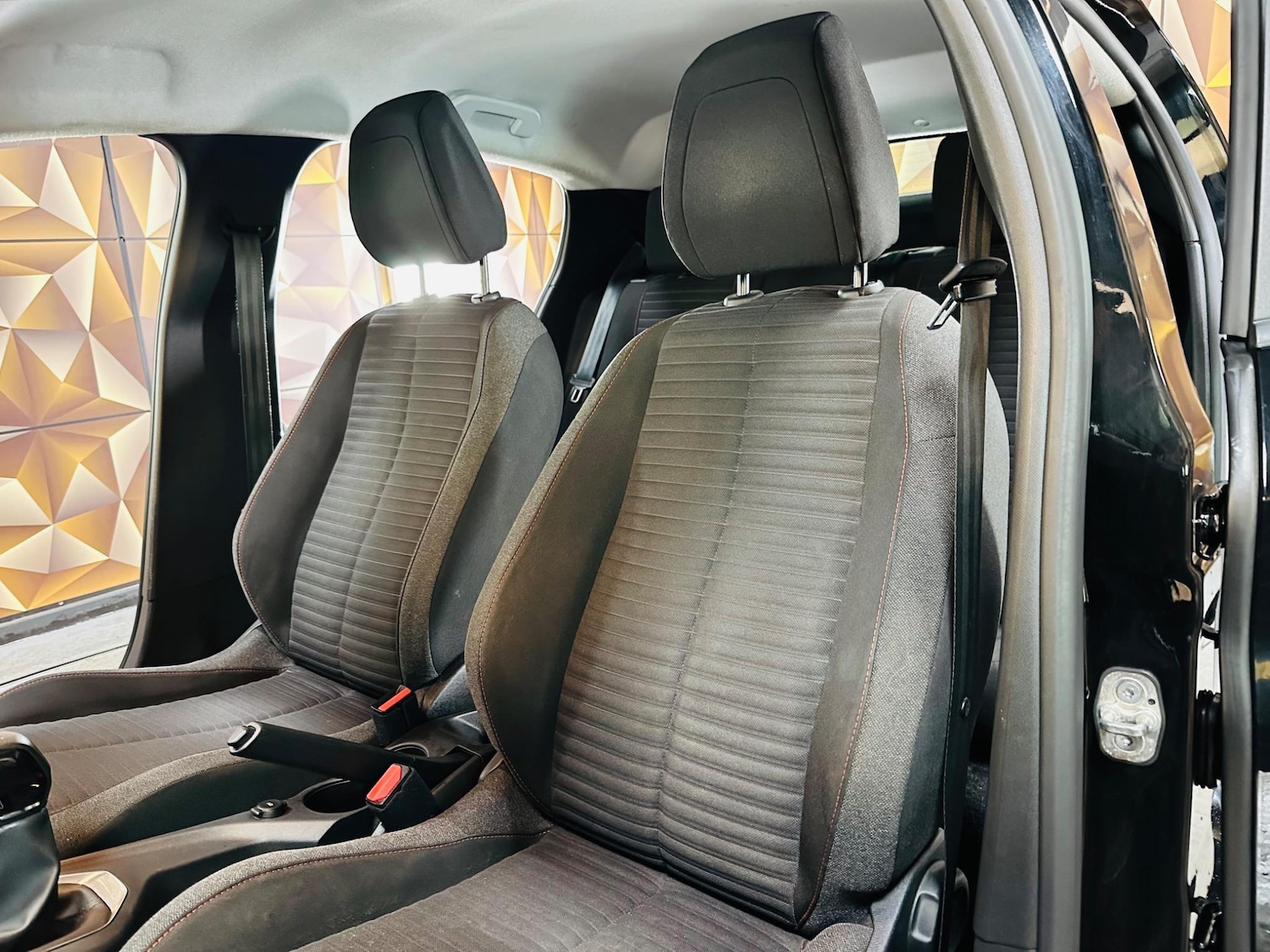 Used Peugeot 208 2022 for sale - 76539180: Photo 13