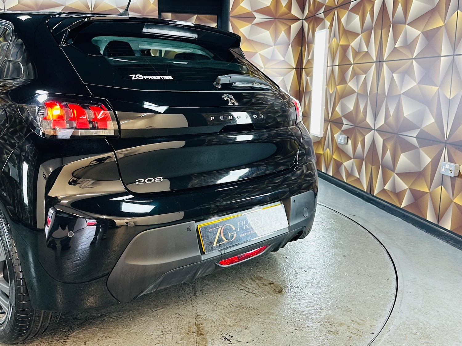 Used Peugeot 208 2022 for sale - 76539180: Photo 25