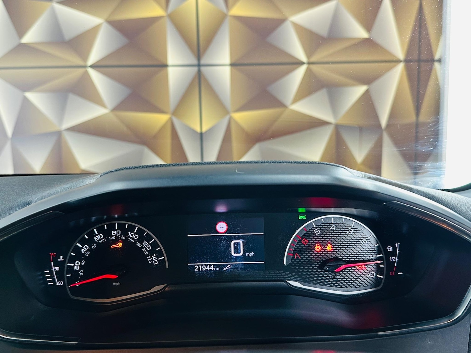 Used Peugeot 208 2022 for sale - 76539180: Photo 49