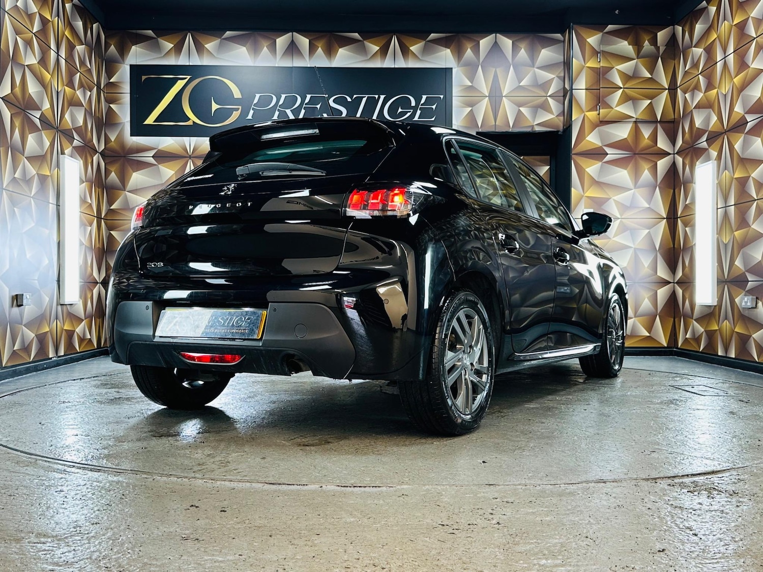 Used Peugeot 208 2022 for sale - 76539180: Photo 6