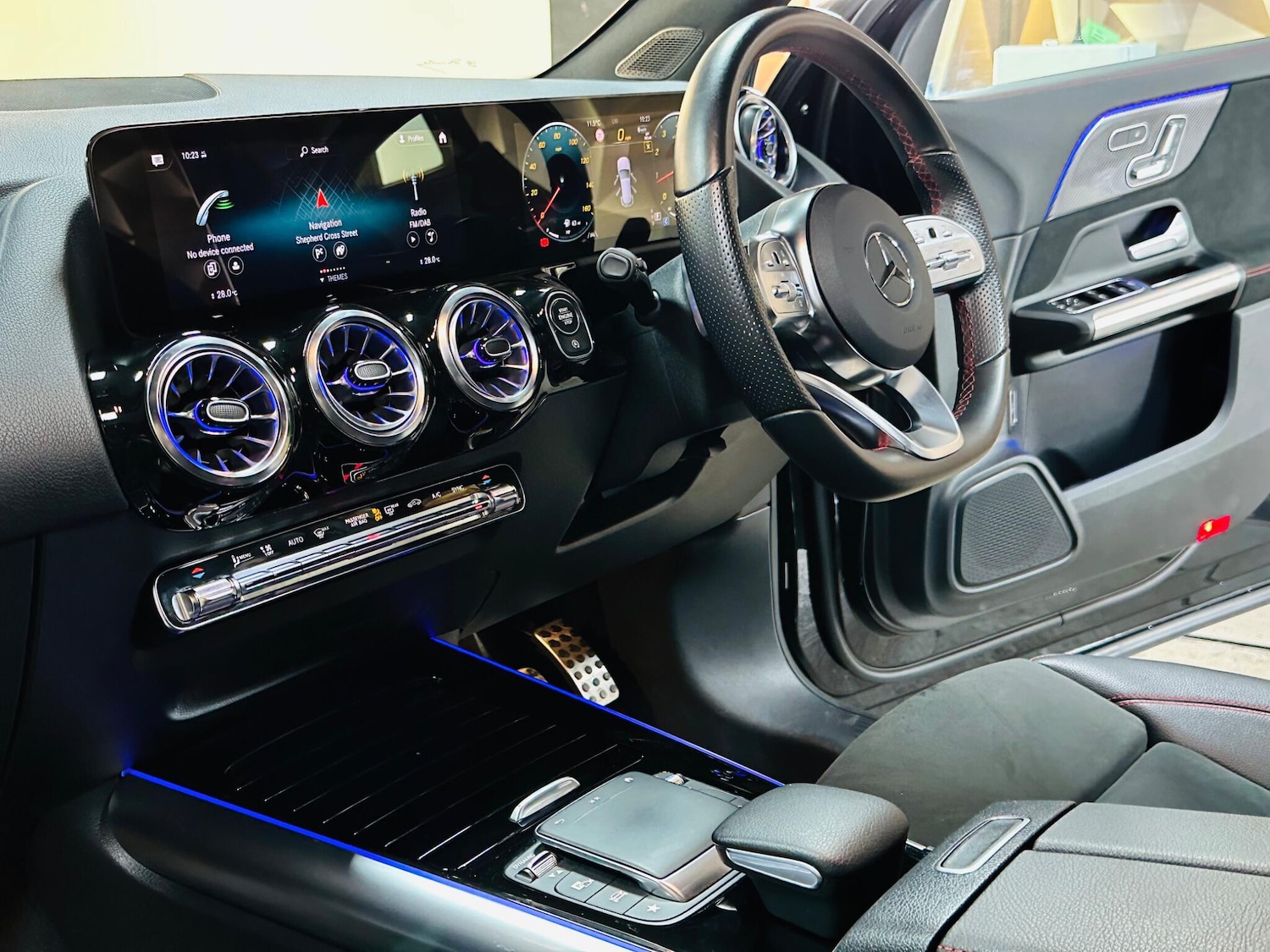 Used Mercedes-Benz GLA 2023 for sale - 76485408: Photo 4