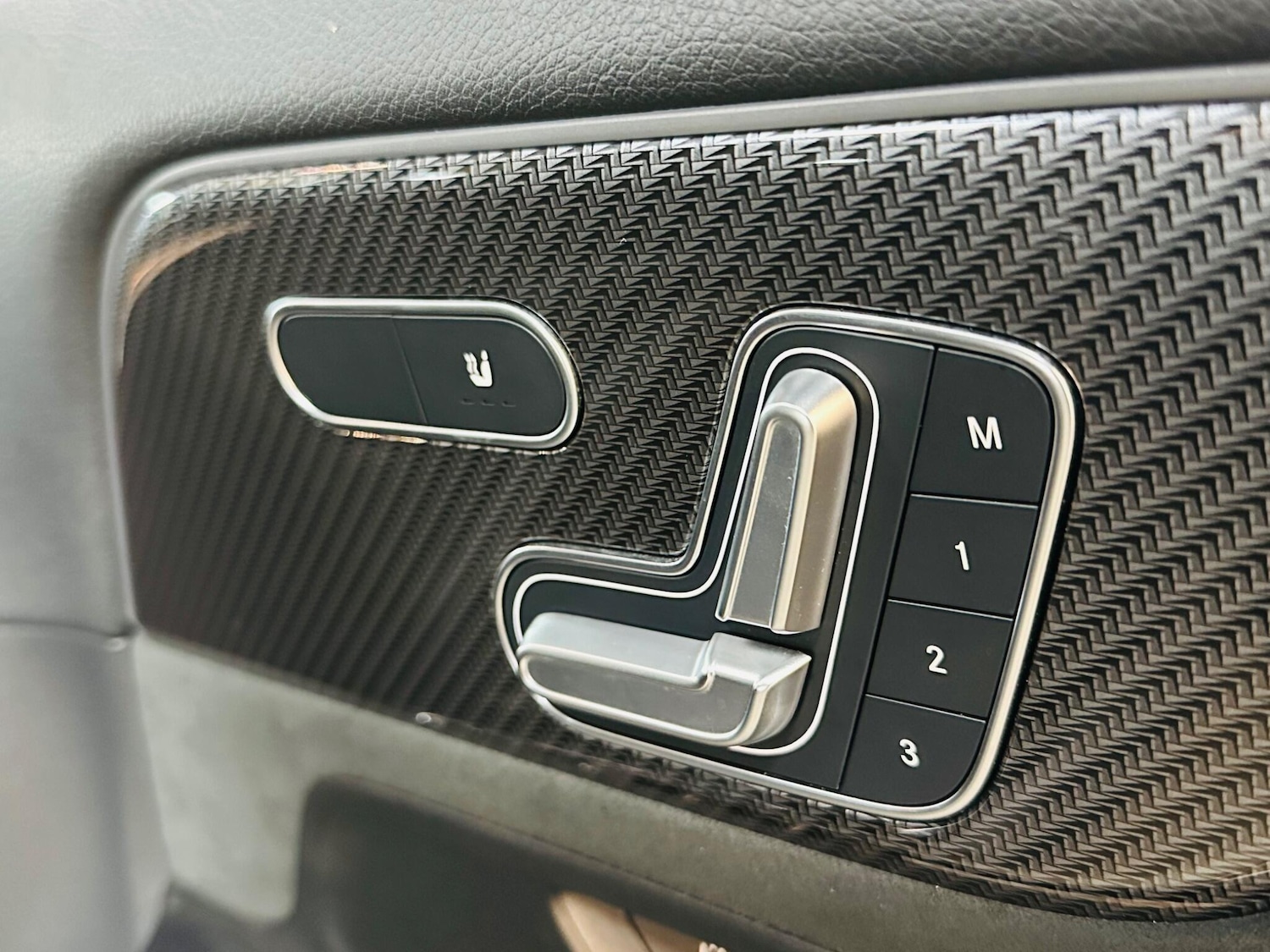 Used Mercedes-Benz GLA 2023 for sale - 76485408: Photo 61