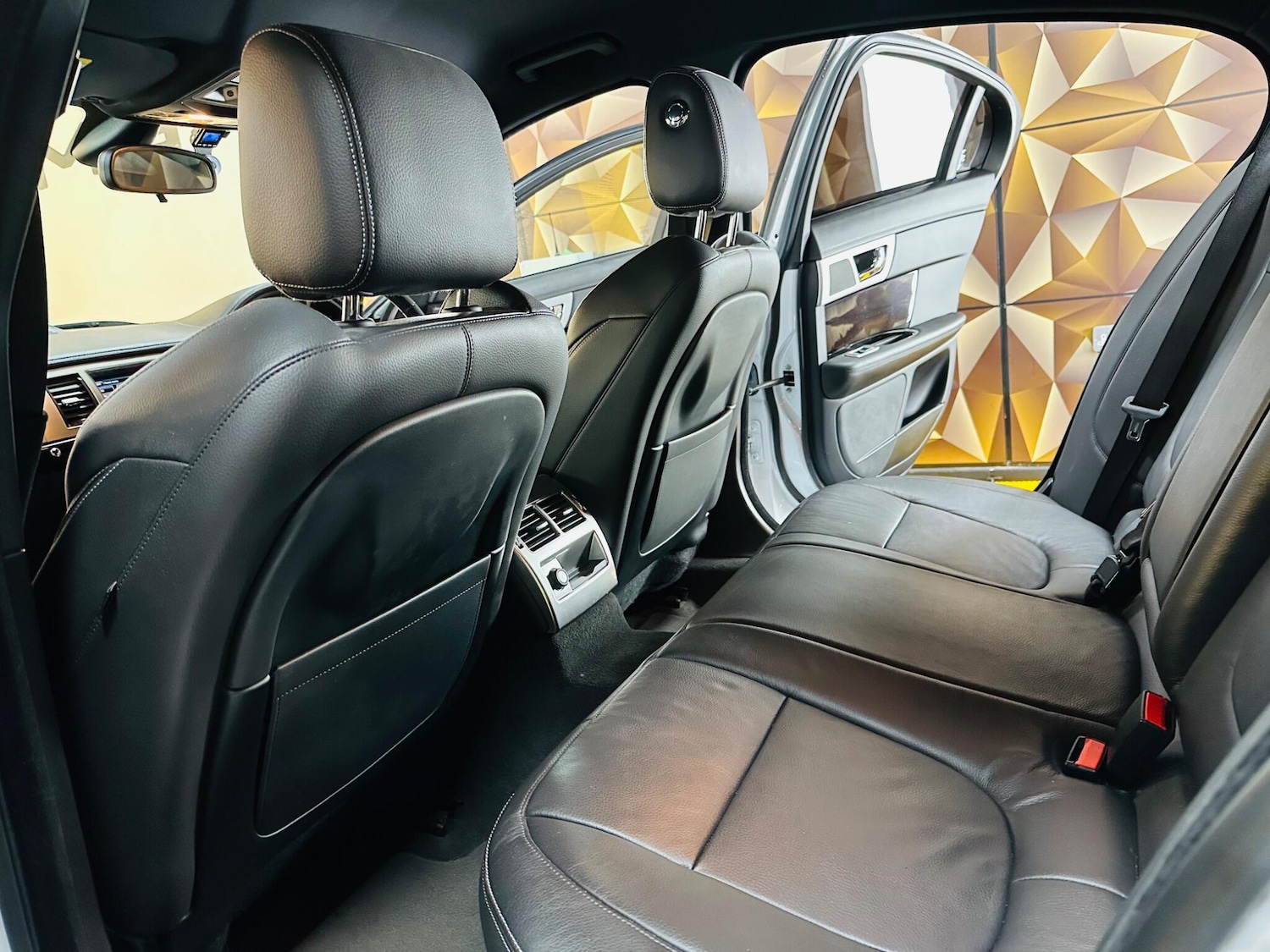 Used Jaguar XF 2015 for sale - 77131908: Photo 59