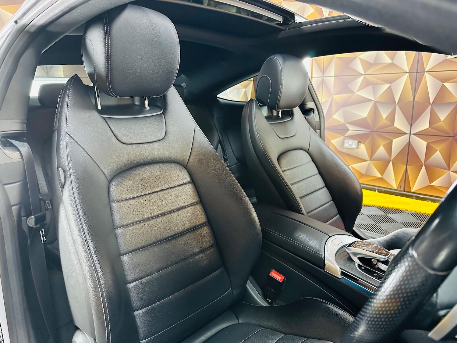 Used Mercedes-Benz C Class for sale - 77924997: Photo 14