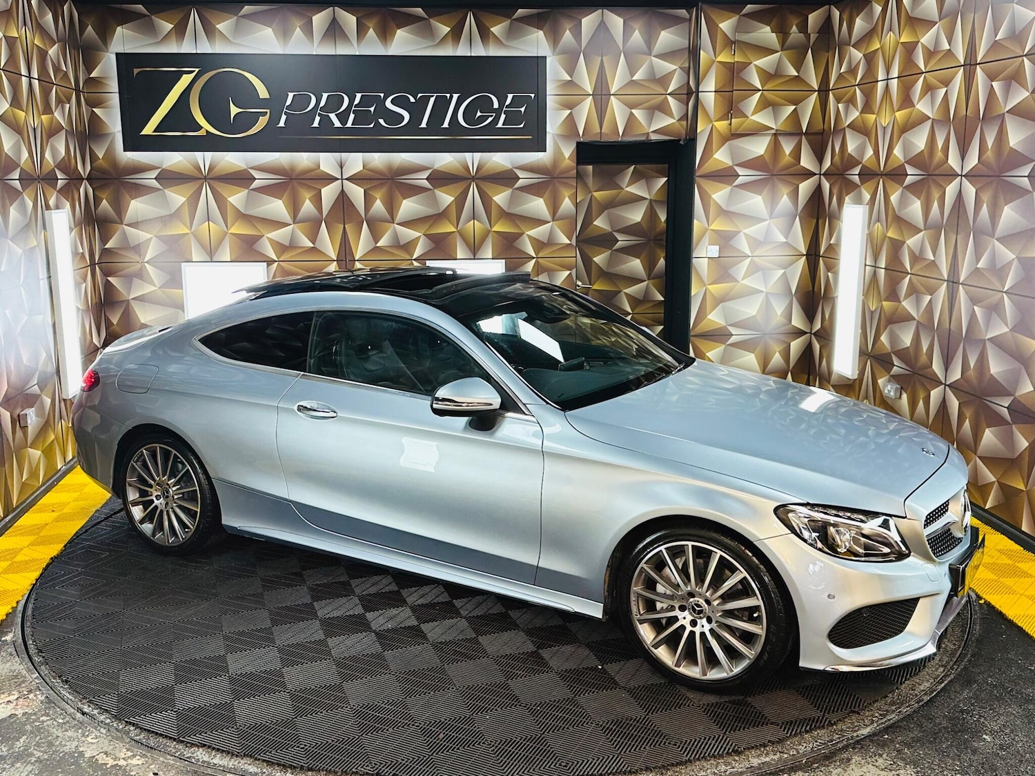 Used Mercedes-Benz C Class for sale - 77924997: Photo 15