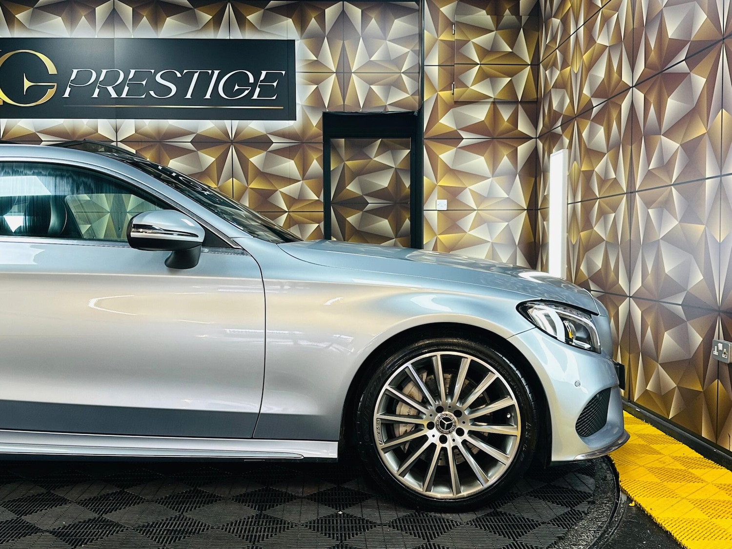 Used Mercedes-Benz C Class for sale - 77924997: Photo 39