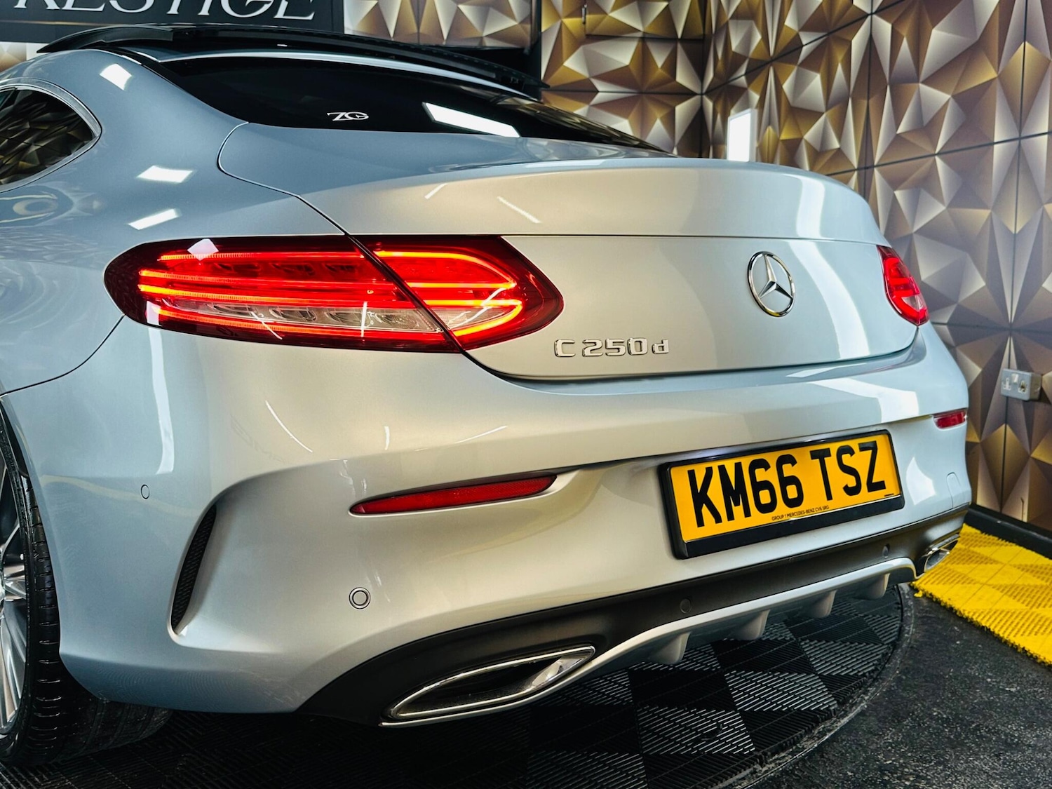 Used Mercedes-Benz C Class for sale - 77924997: Photo 44