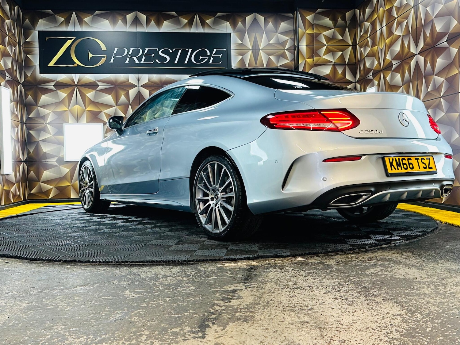 Used Mercedes-Benz C Class for sale - 77924997: Photo 46