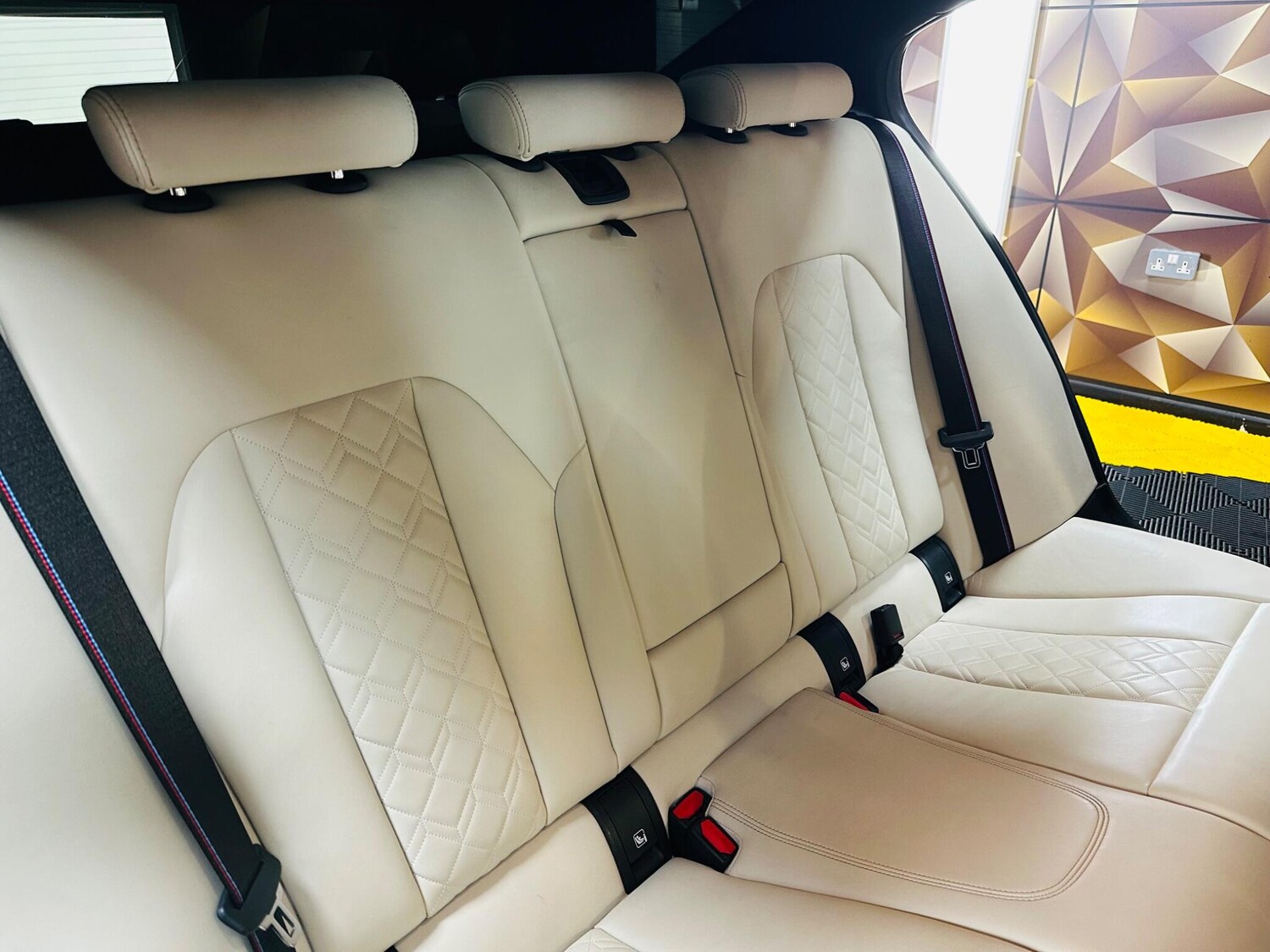 Used BMW 3 Series 2019 for sale - 77723715: Photo 26