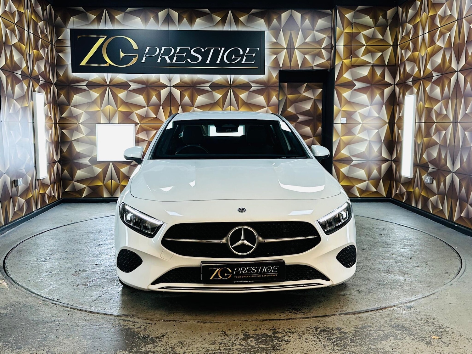 Used Mercedes-Benz A-Class 2024 for sale - 76446558: Photo 3