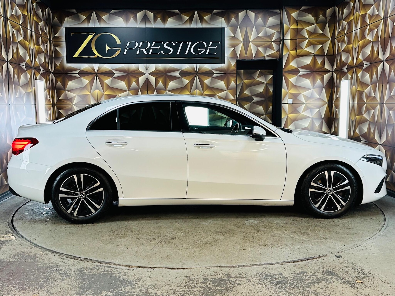 Used Mercedes-Benz A-Class 2024 for sale - 76446558: Photo 9