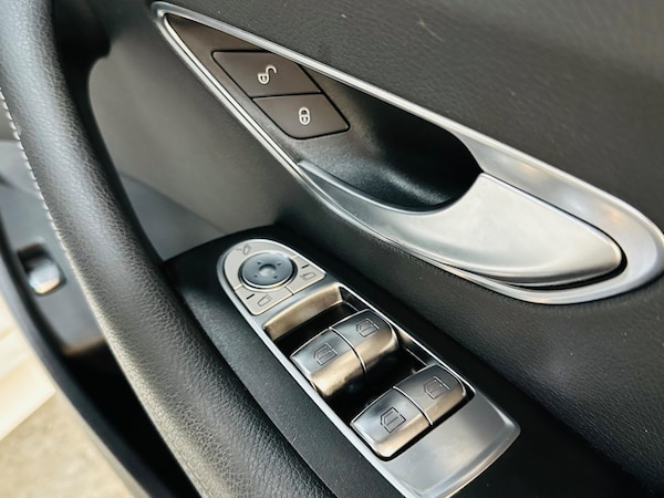 Used Mercedes-Benz E-Class 2019 for sale - 76094680: Photo 69