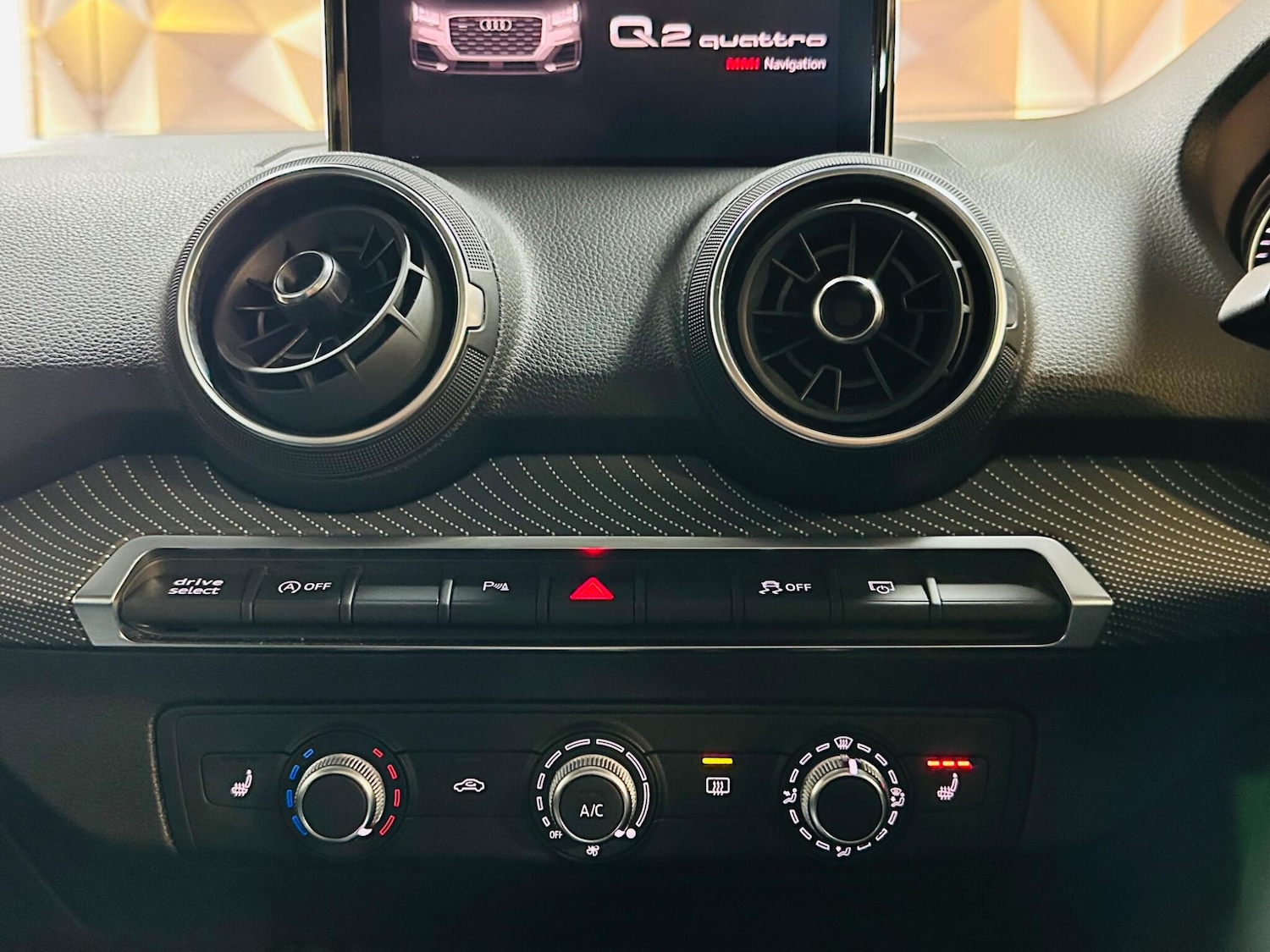 Used Audi Q2 2018 for sale - 76765906: Photo 59