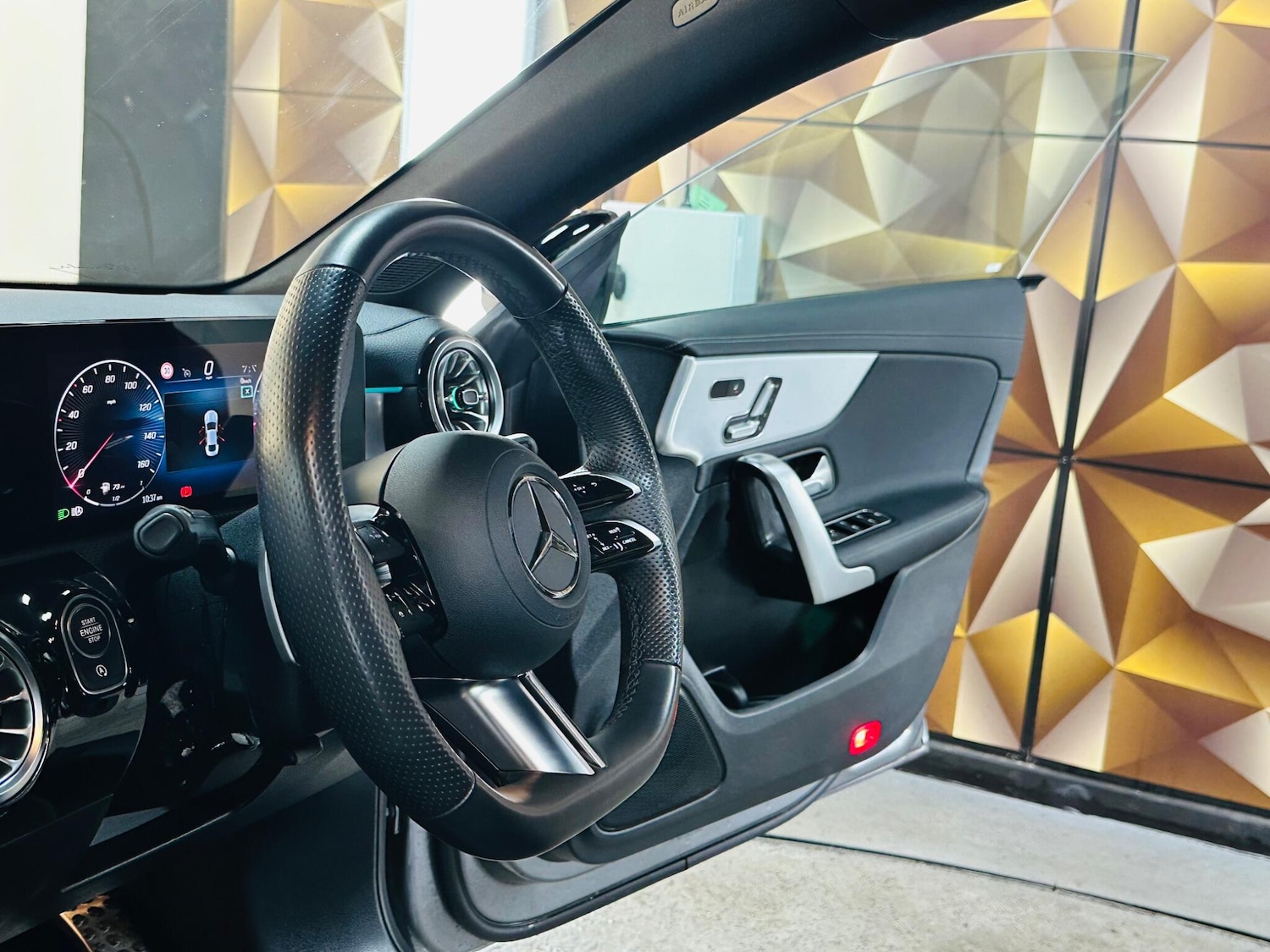 Used Mercedes-Benz CLA 2023 for sale - 77612475: Photo 26