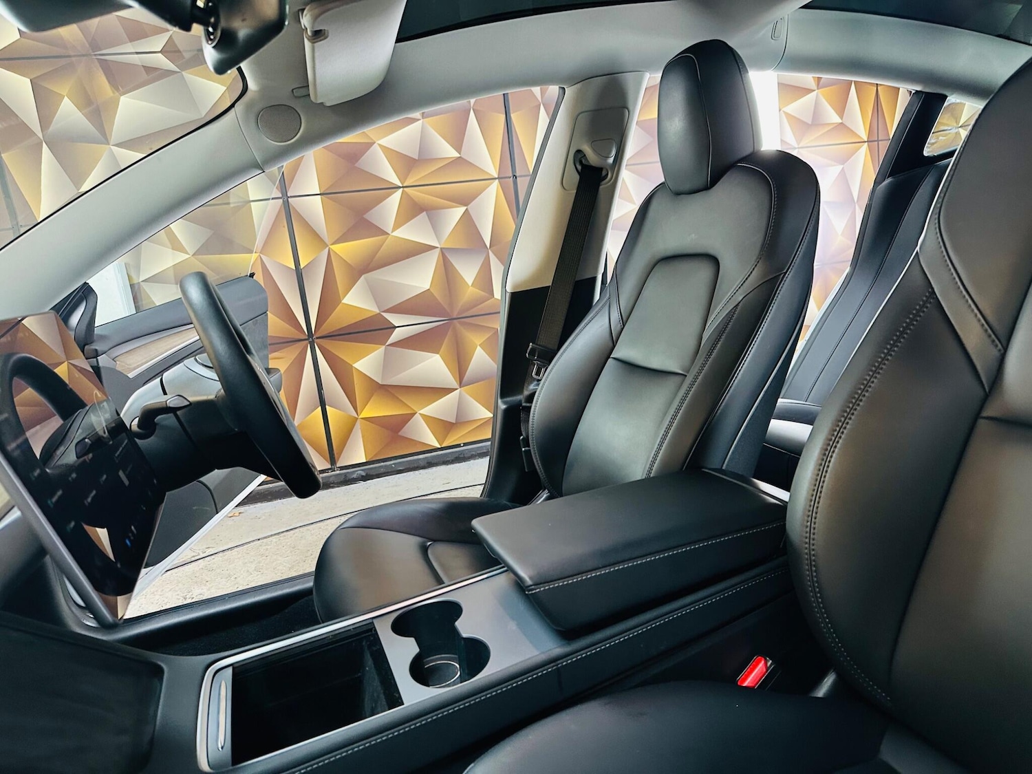 Used Tesla Model 3 2021 for sale - 76926499: Photo 10