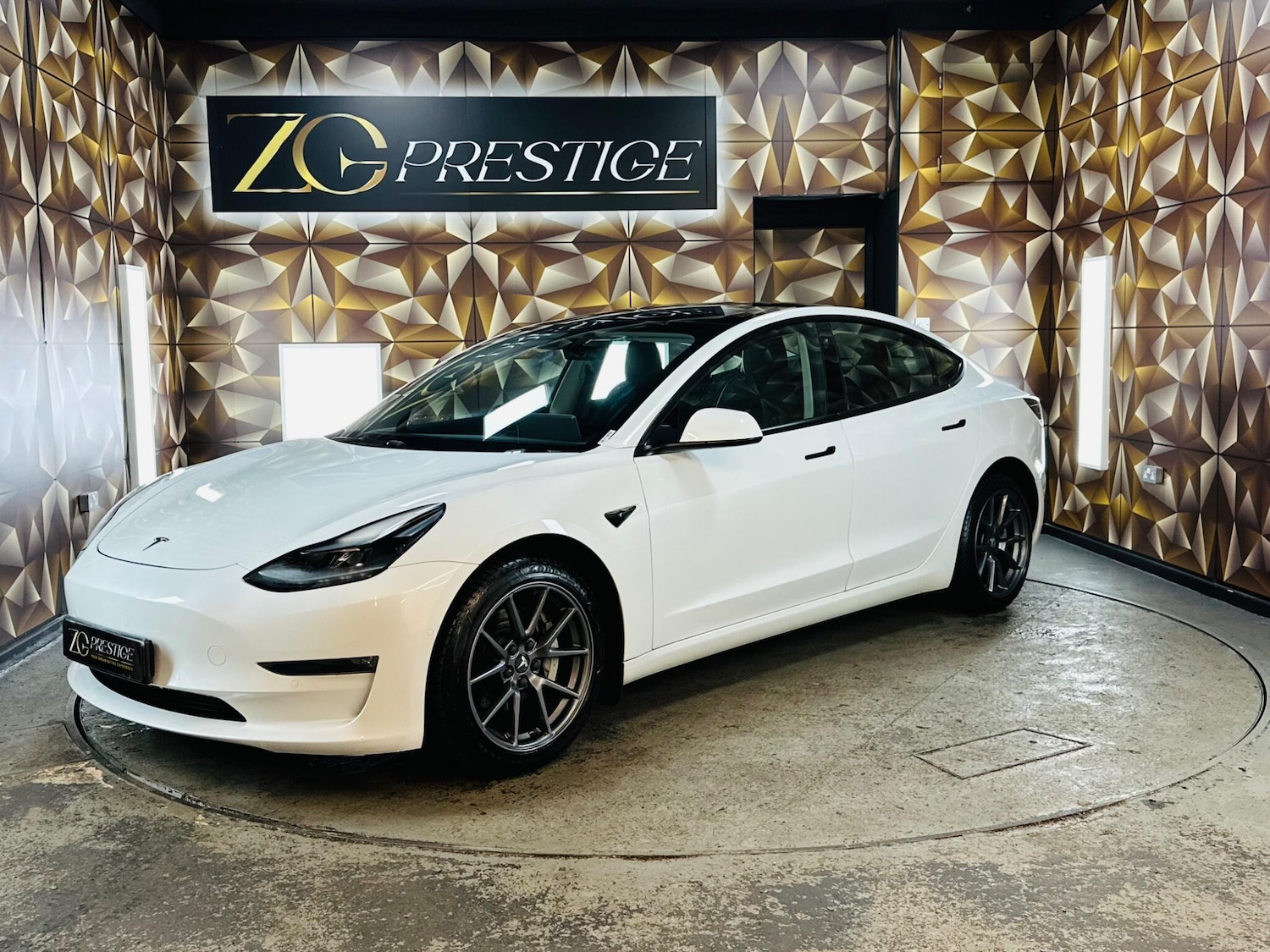 Used Tesla Model 3 2021 for sale - 76926499: Photo 15