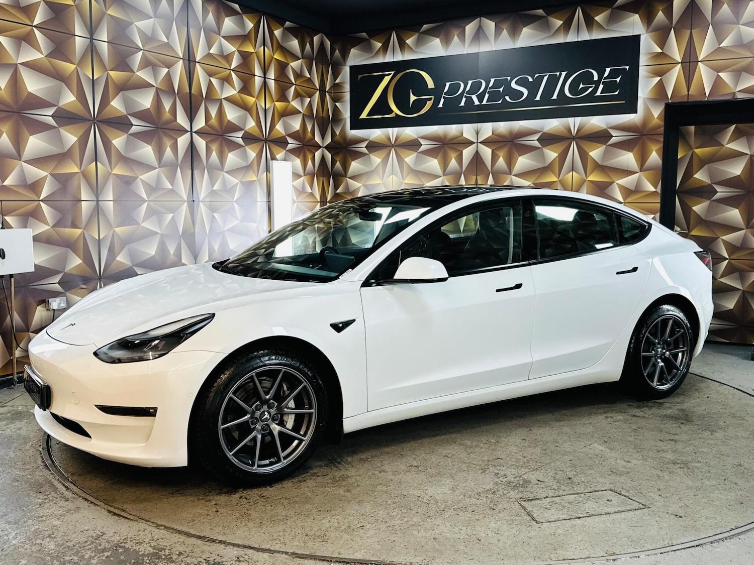 Used Tesla Model 3 2021 for sale - 76926499: Photo 19