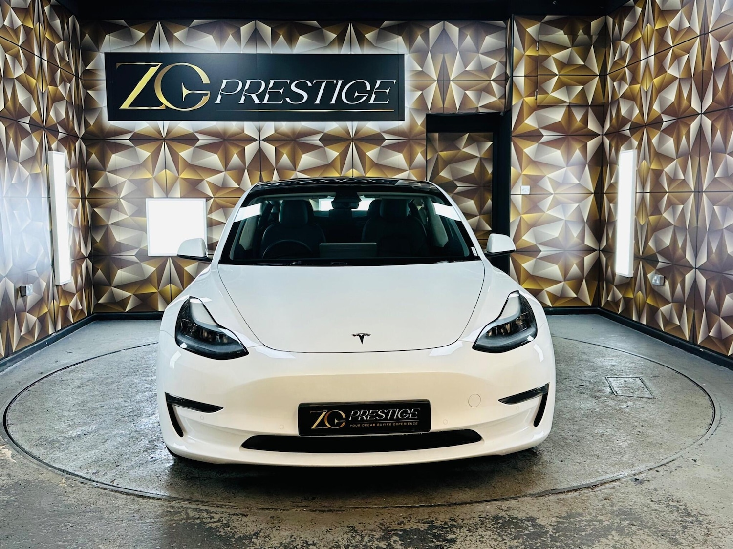 Used Tesla Model 3 2021 for sale - 76926499: Photo 3