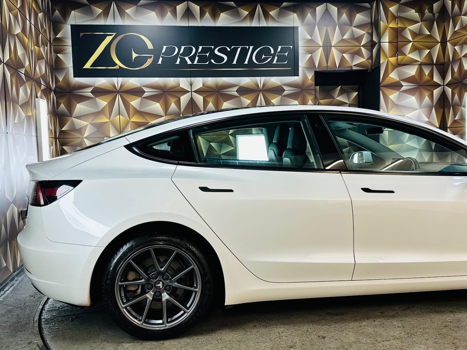 Used Tesla Model 3 2021 for sale - 76926499: Photo 37