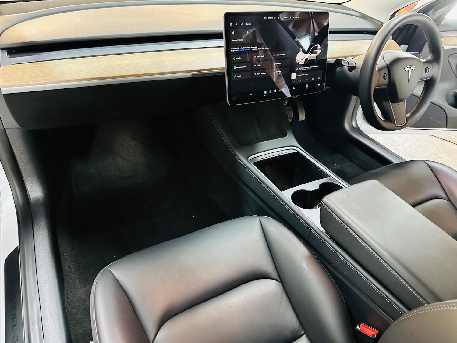 Used Tesla Model 3 2021 for sale - 76926499: Photo 4