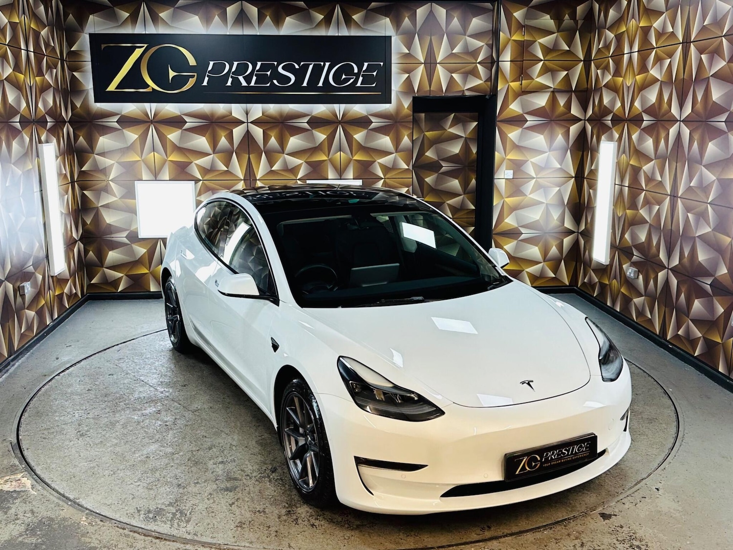 Used Tesla Model 3 2021 for sale - 76926499: Photo 42