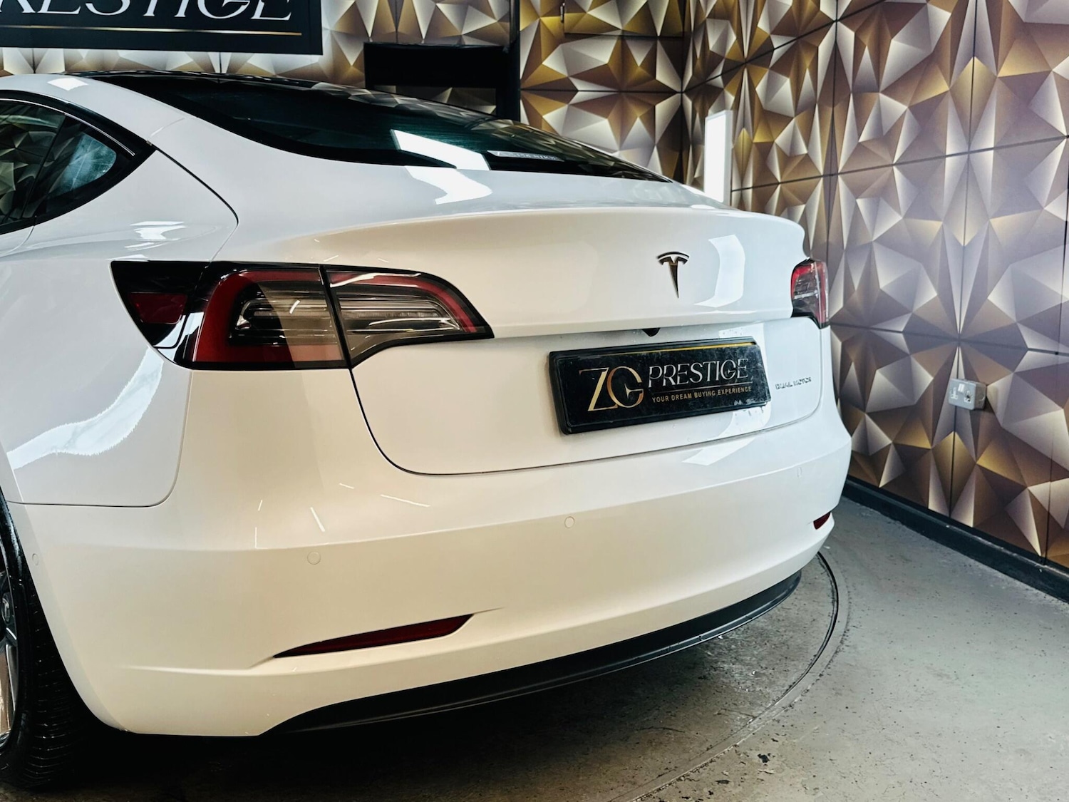 Used Tesla Model 3 2021 for sale - 76926499: Photo 44