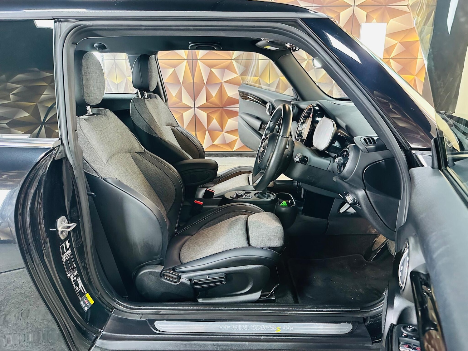 Used MINI Hatch 2022 for sale - 76512714: Photo 57