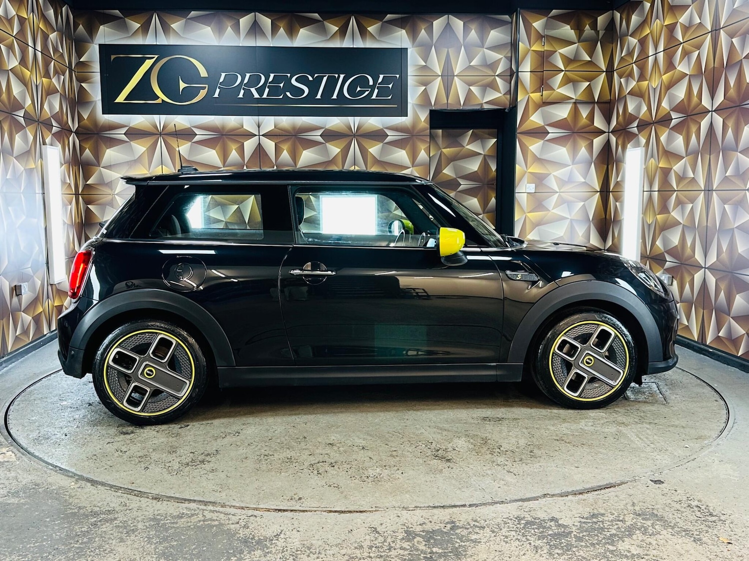 Used MINI Hatch 2022 for sale - 76512714: Photo 9