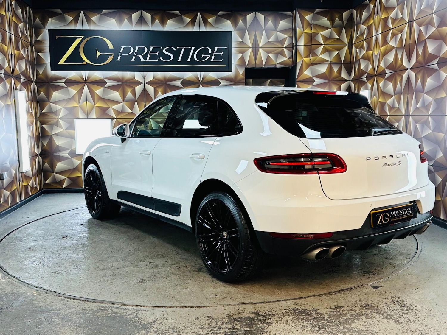 Used Porsche Macan 2015 for sale - 76824524: Photo 21