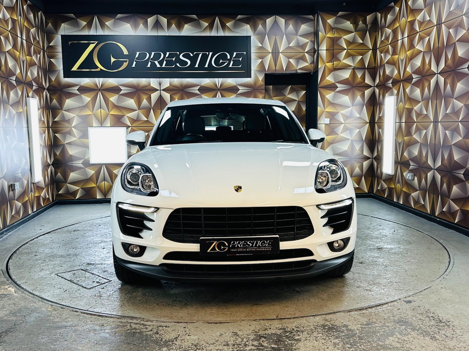 Used Porsche Macan 2015 for sale - 76824524: Photo 3