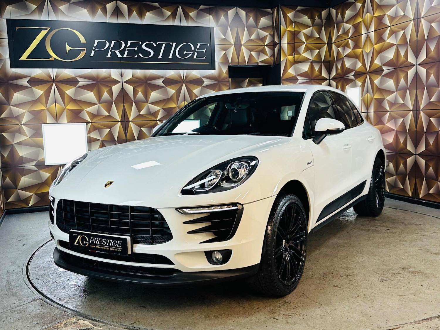 Used Porsche Macan 2015 for sale - 76824524: Photo 33