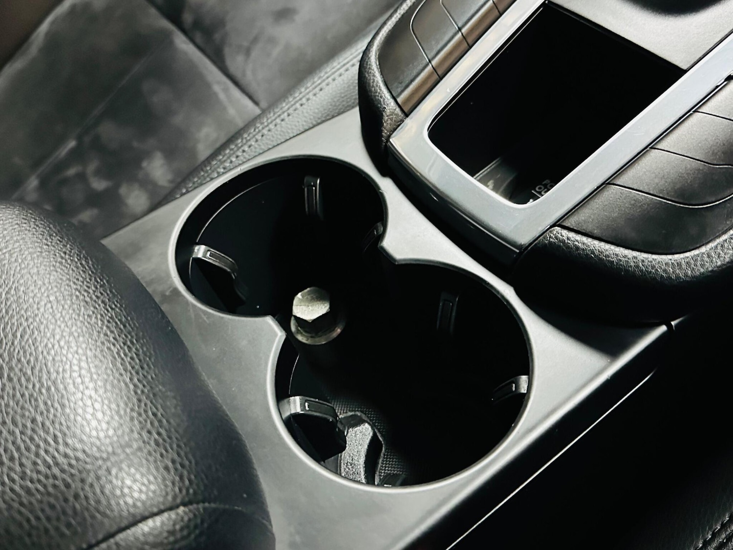 Used Porsche Macan 2015 for sale - 76824524: Photo 59