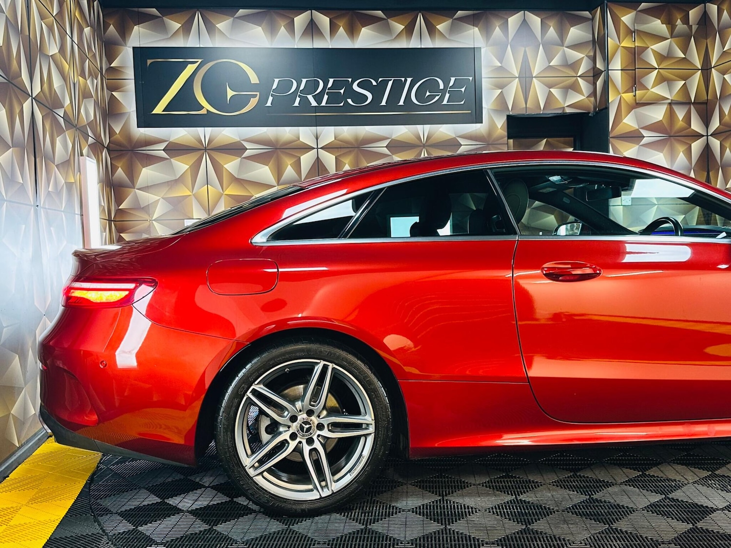 Used Mercedes-Benz E Class 2019 for sale - 77203112: Photo 31