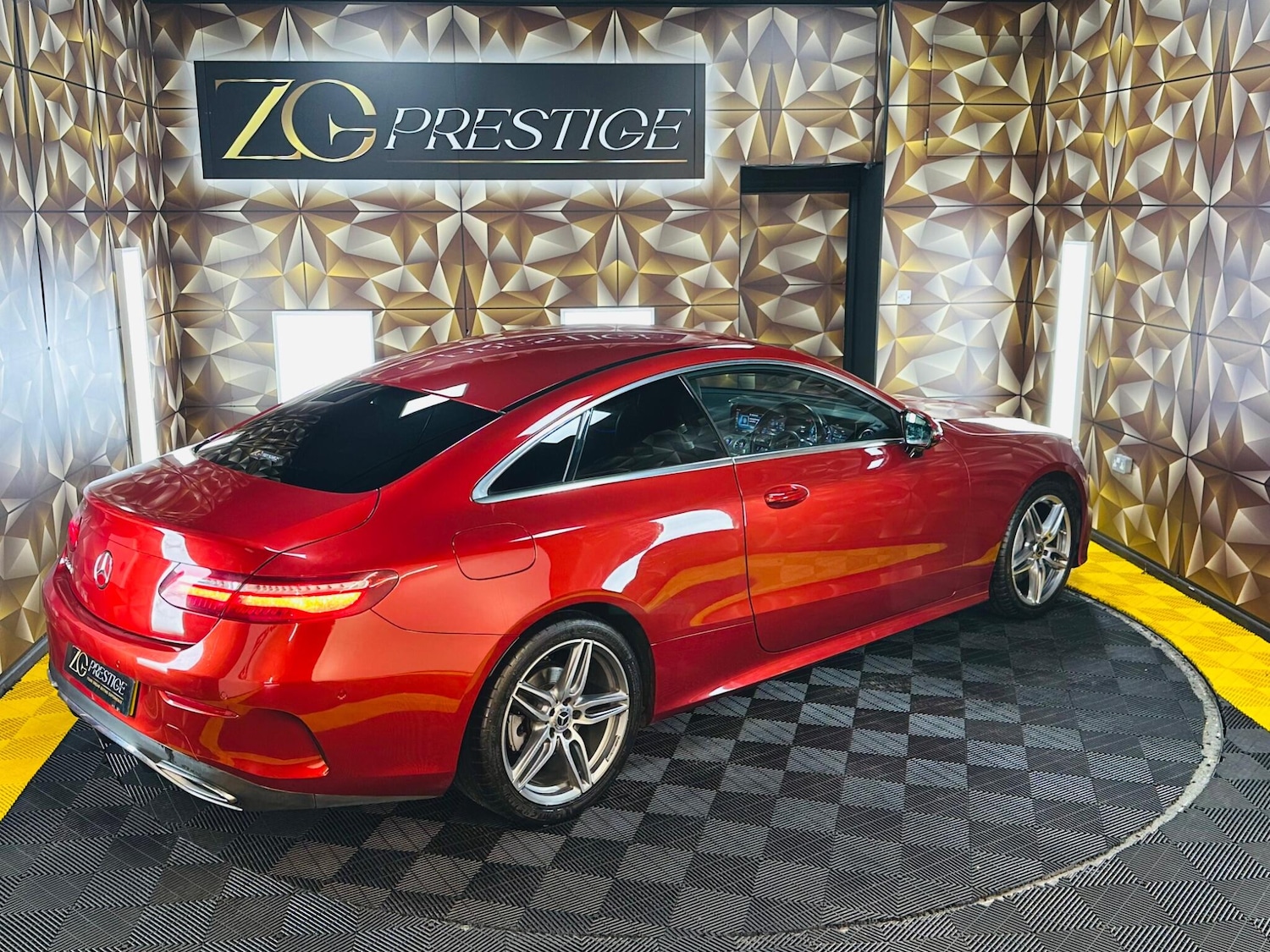 Used Mercedes-Benz E Class 2019 for sale - 77203112: Photo 7