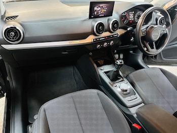 Used Audi Q2 2021 for sale - 77052486: Photo