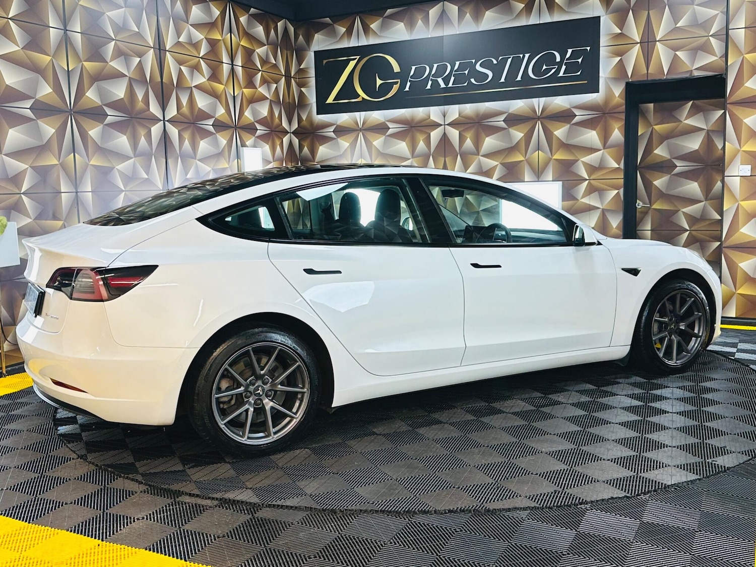 Used Tesla Model 3 2022 for sale - 77267173: Photo 39