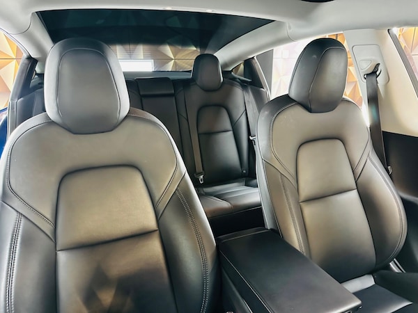 Used Tesla Model 3 2019 for sale - 76239824: Photo 30